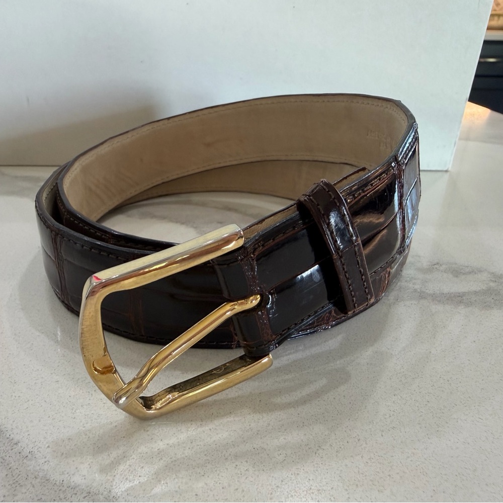 Elegant Brown American Alligator Leather Belt with Brass Buckle 32-36”